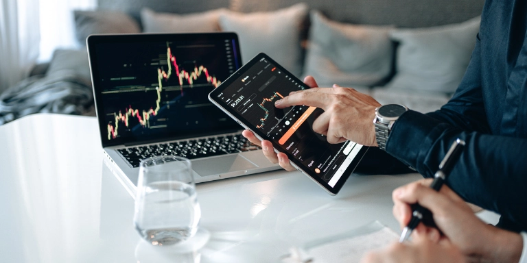 Amazing three trading strategies to follow the trend